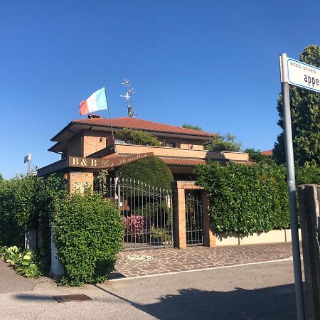 B&B Les Fleurettes Λομάτζο Εξωτερικό φωτογραφία